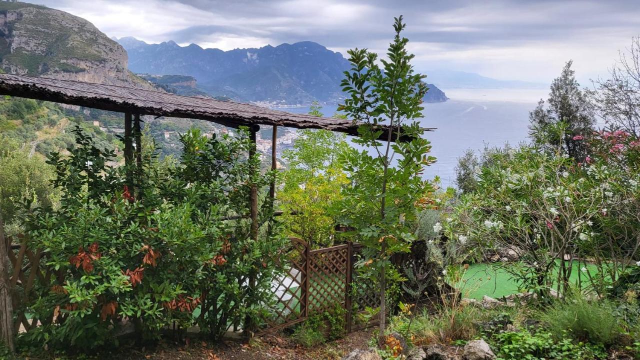 La Casetta Nel Bosco, Amalfi Exterior foto